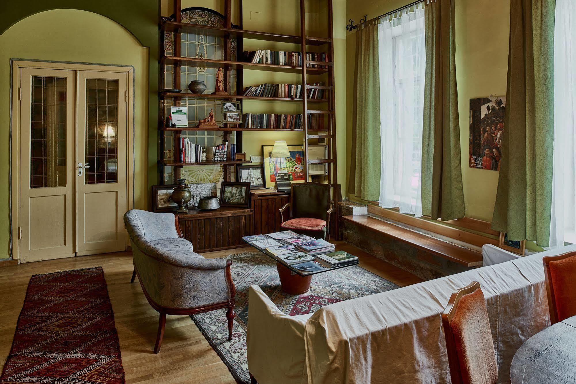 Villa Delenda Yerevan Bagian luar foto